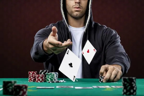 poker-online-besplatno